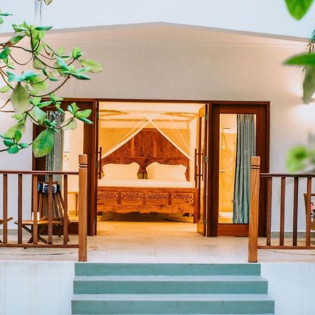 Kivuli Beach Resort Paje Bagian luar foto
