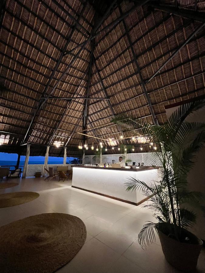 Kivuli Beach Resort Paje Bagian luar foto
